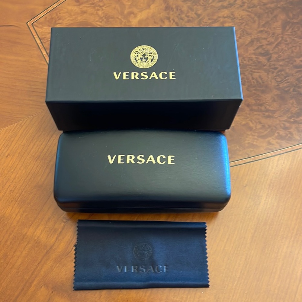 VERSACE BRAND NEW EYEGLASSES CASE